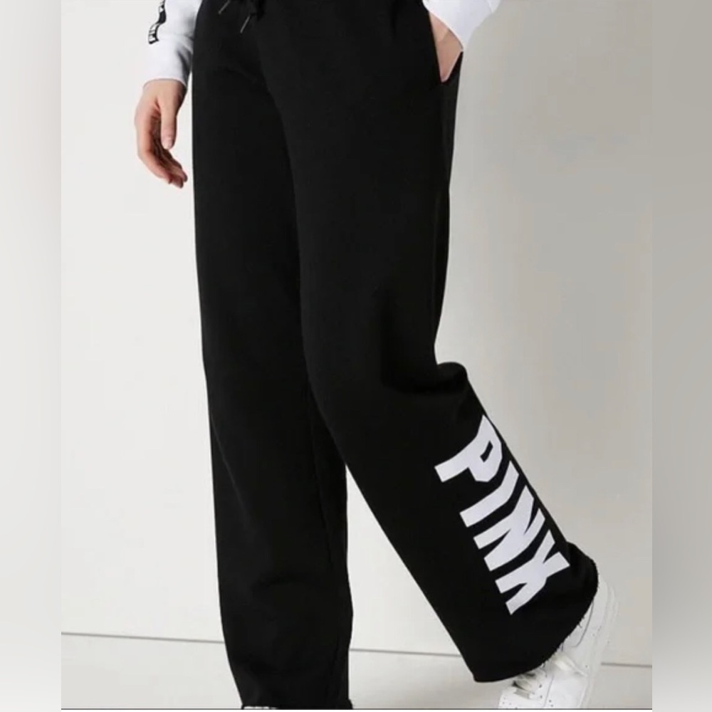 Black boot cut/wide leg VS PINK black sweatpants size small